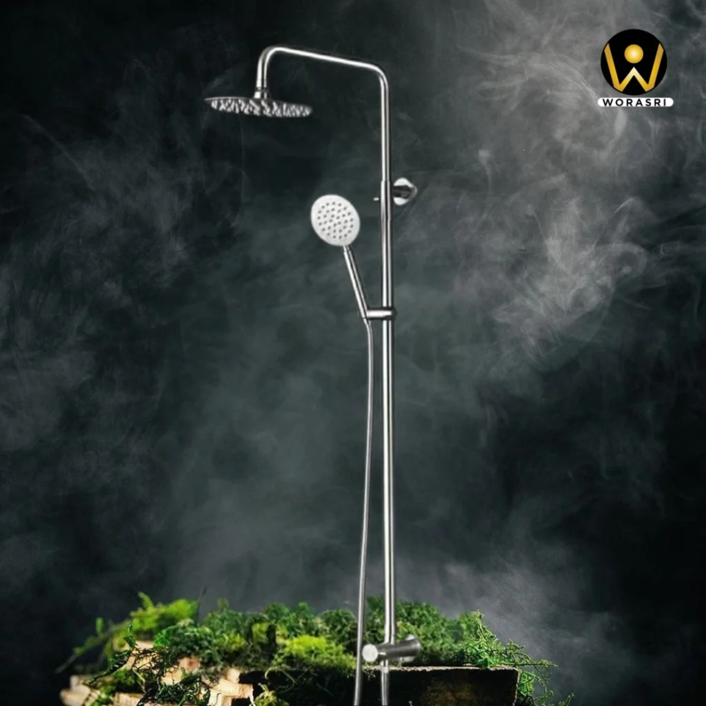 ก๊อกน้ำและอุปกรณ์ห้องน้ำ ห้องครัวสีเงินและสีโครม Silver & Chrome Luxury Faucets & Accessories