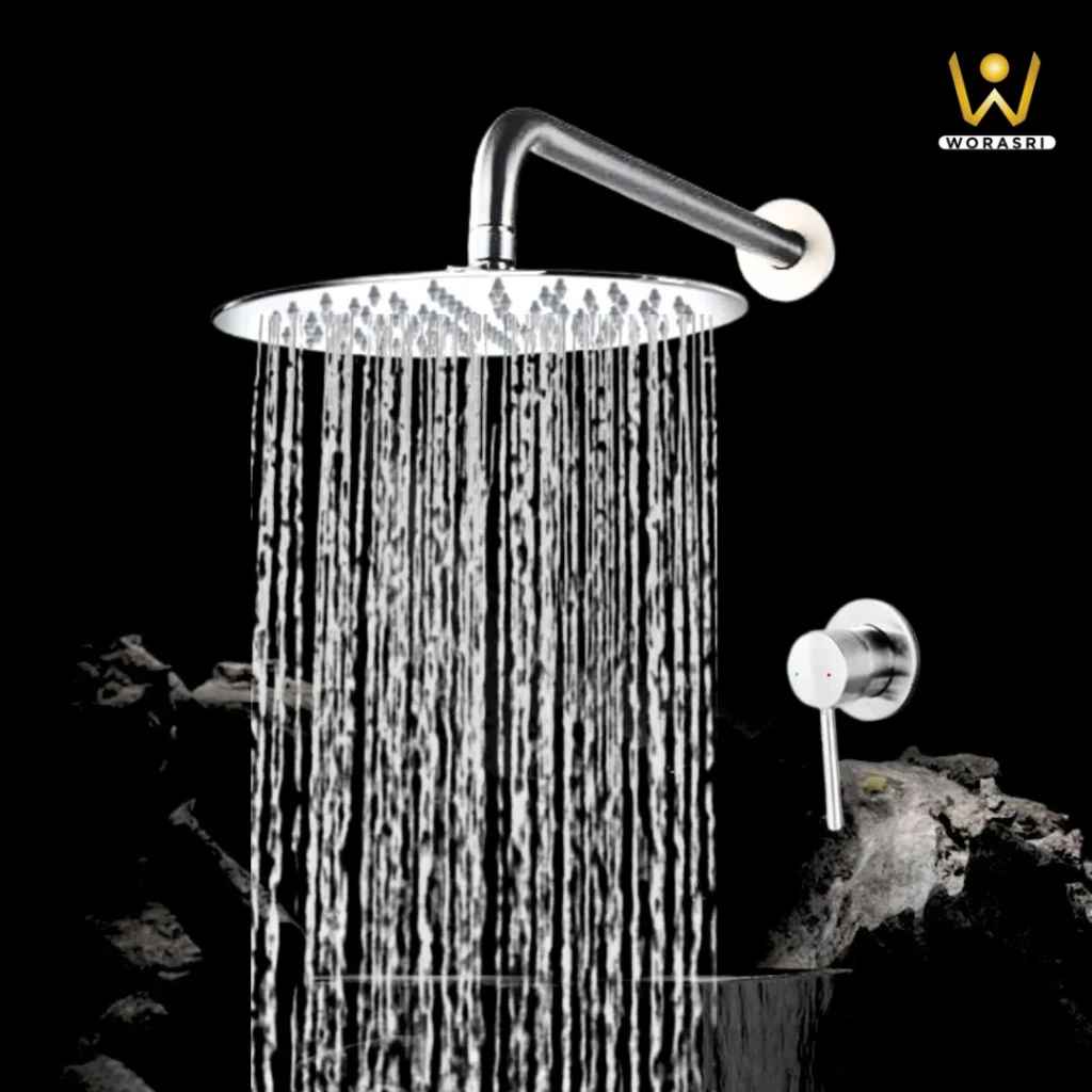 ก๊อกน้ำและอุปกรณ์ห้องน้ำ ห้องครัวสีเงินและสีโครม Silver & Chrome Luxury Faucets & Accessories